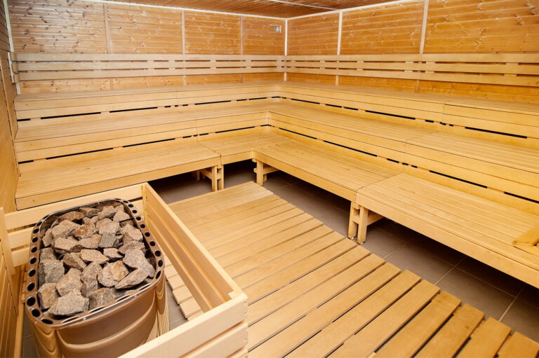 Finská sauna pro 20